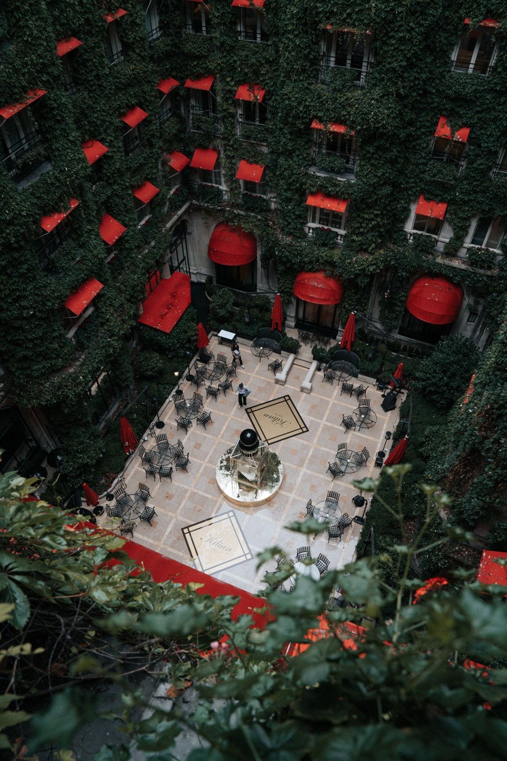 Kilian Paris courtyard detail