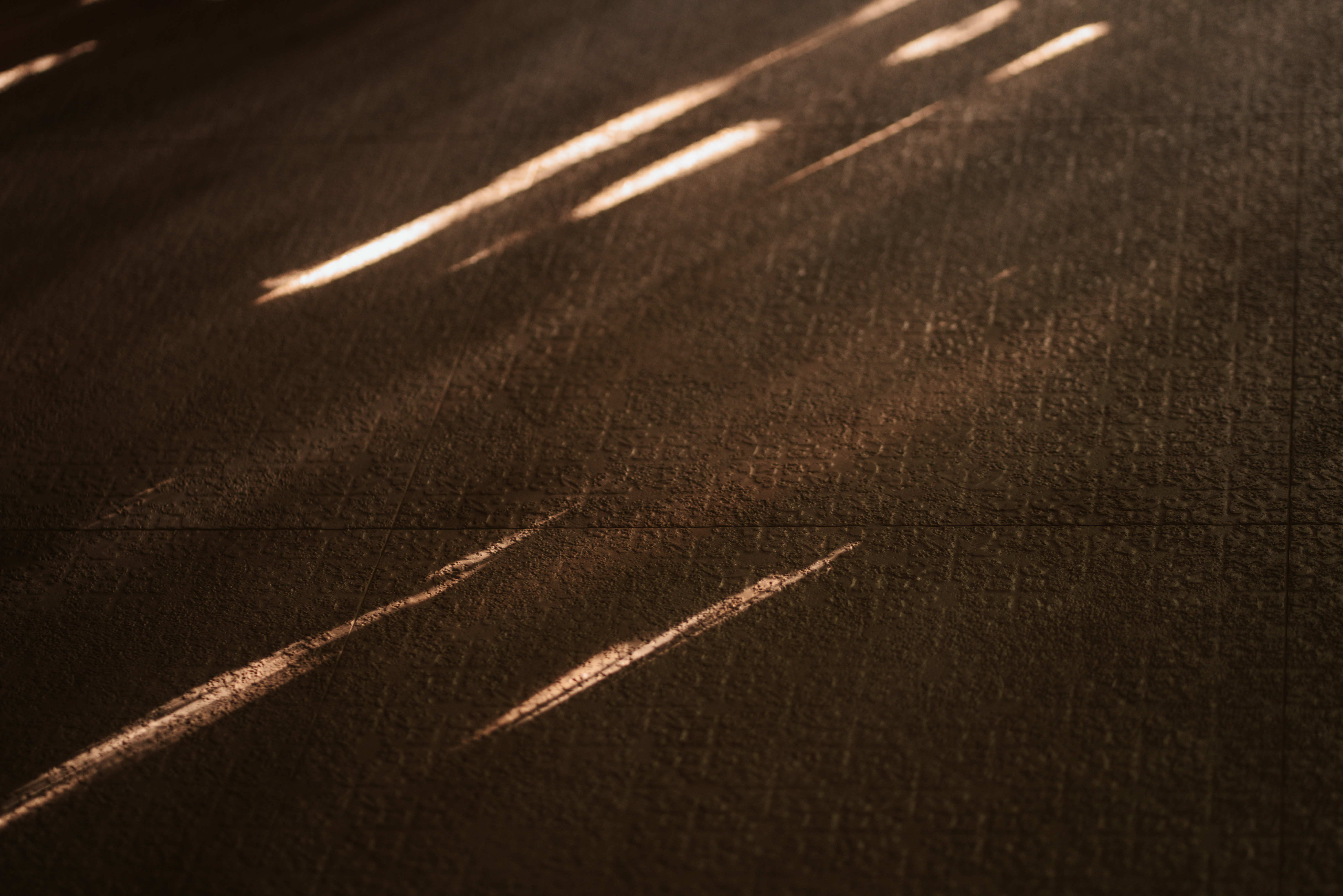 Kuara Lombok warm light detail