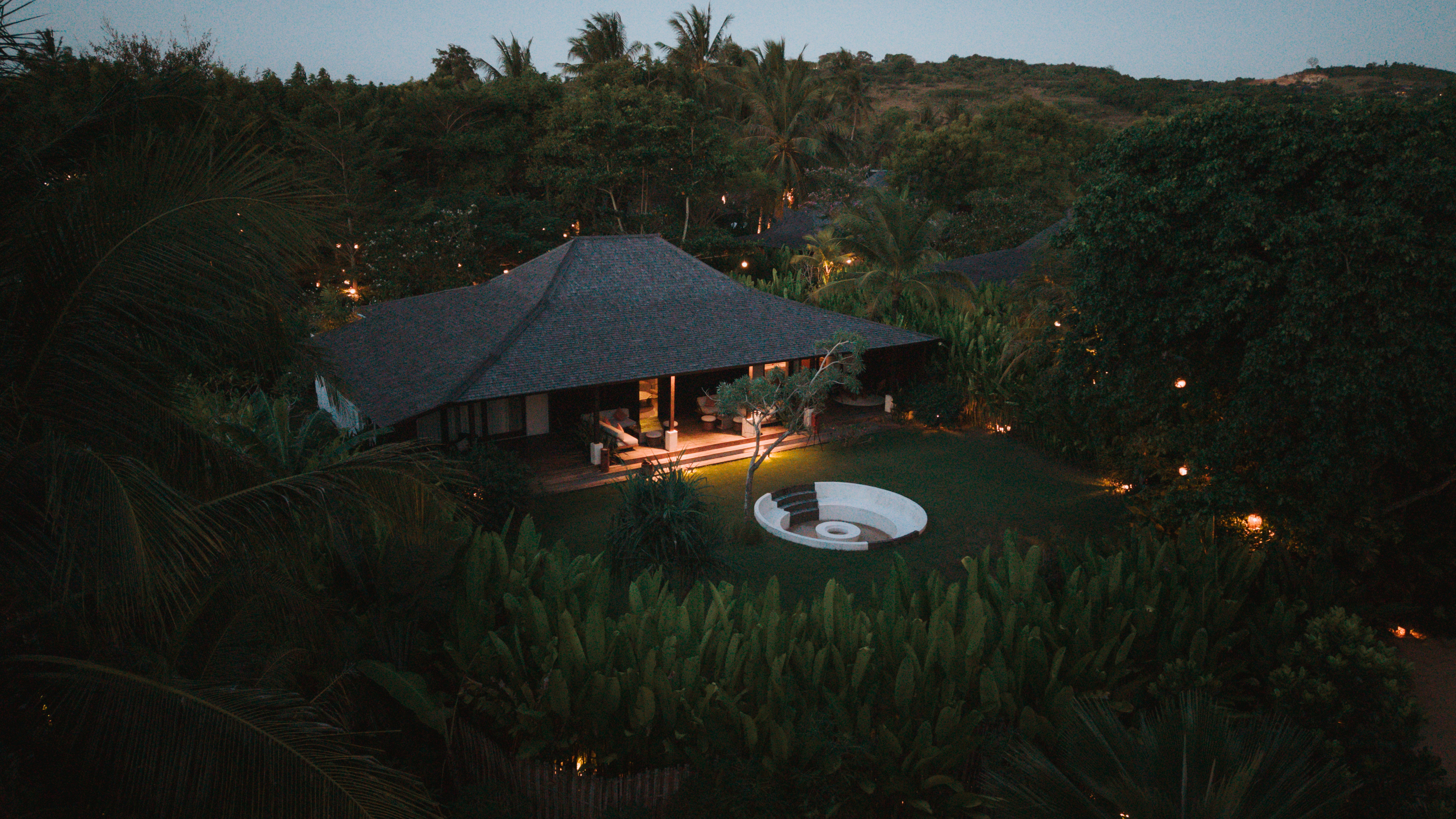 Kuara Lombok evening exterior