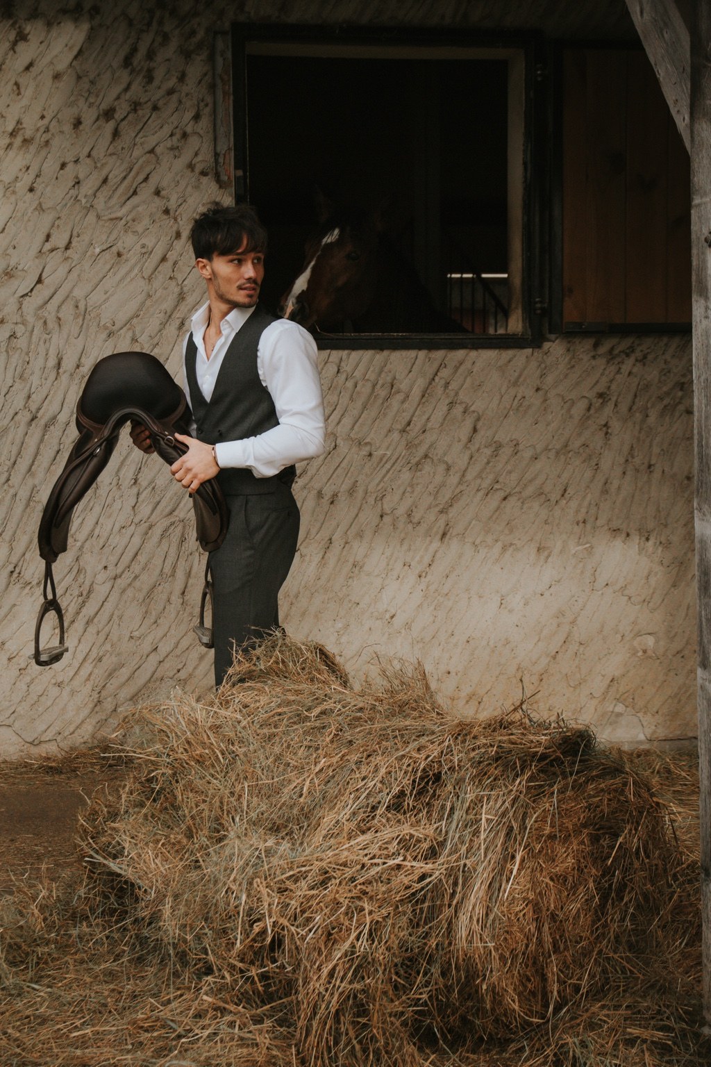 Les Nouveaux Ateliers equestrian editorial