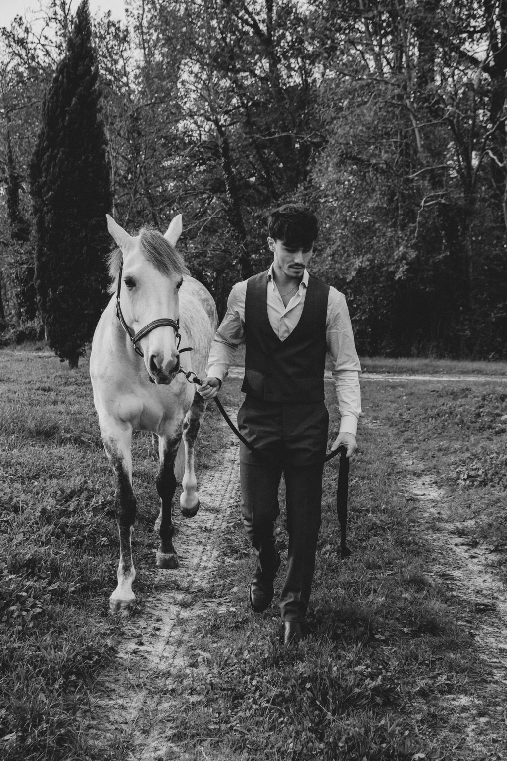 Les Nouveaux Ateliers black and white equestrian editorial