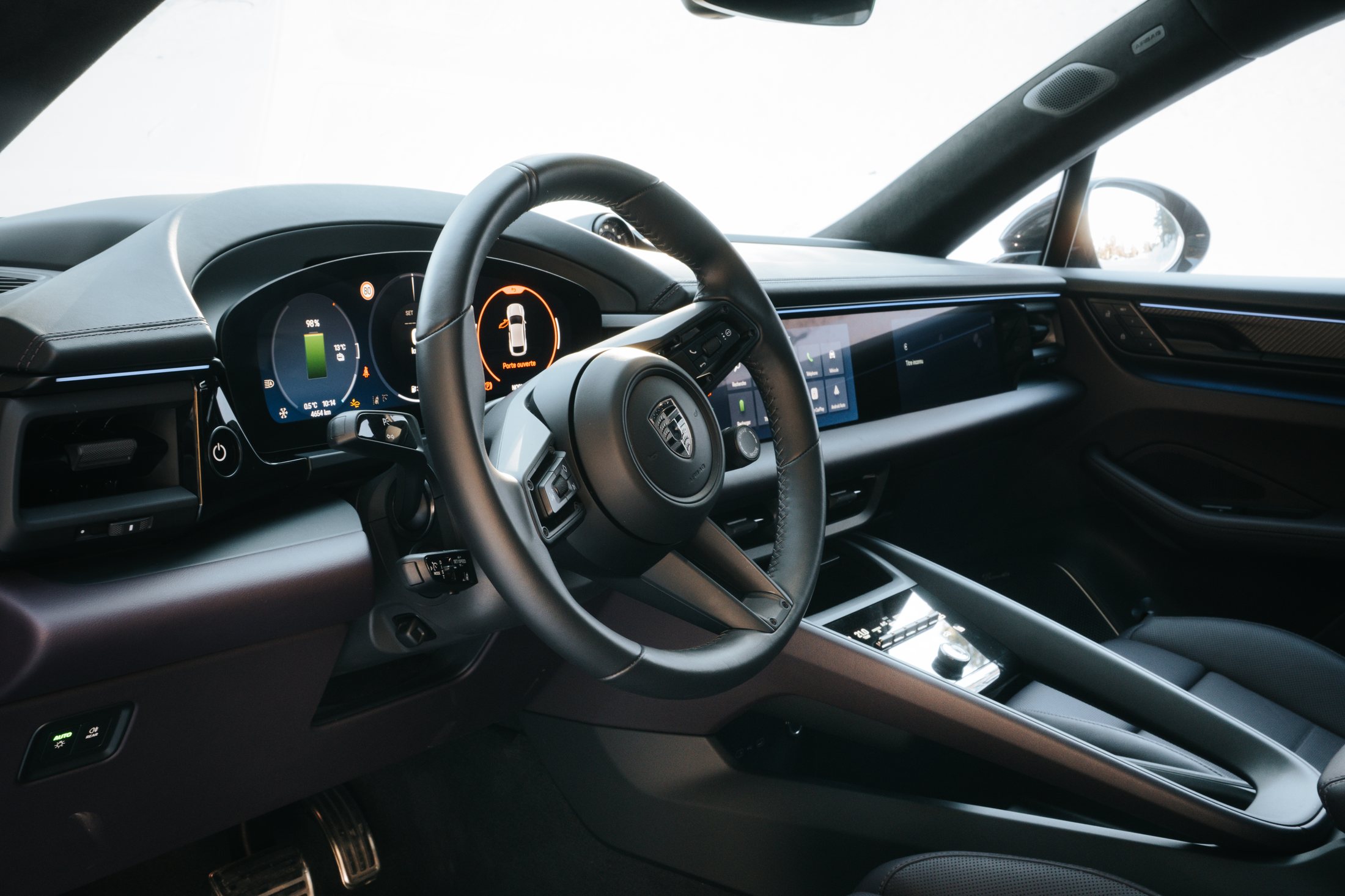 Porsche France interior detail