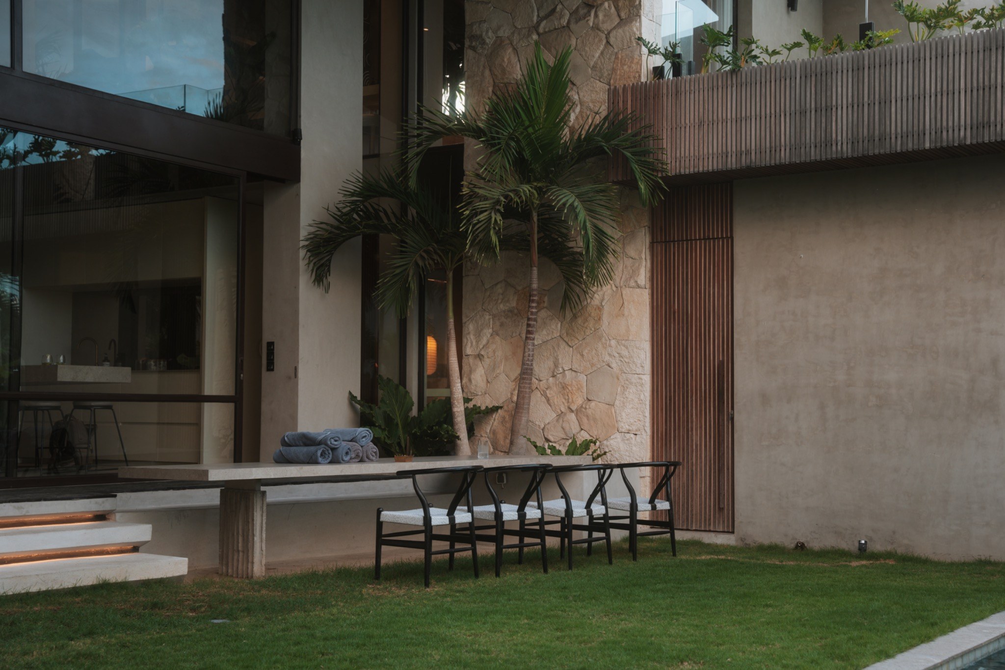 Villa Caligo garden terrace